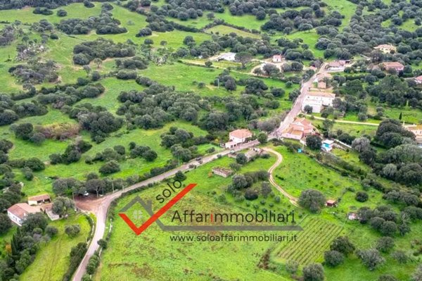 terreno agricolo in vendita a Loiri Porto San Paolo in zona Enas
