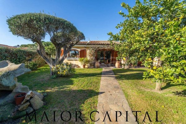 casa indipendente in vendita a Loiri Porto San Paolo