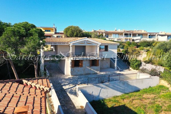 casa indipendente in vendita a Loiri Porto San Paolo