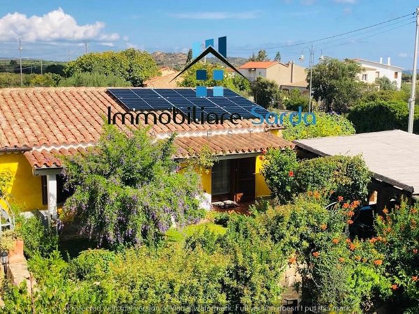 casa indipendente in vendita a Loiri Porto San Paolo in zona Vaccileddi.