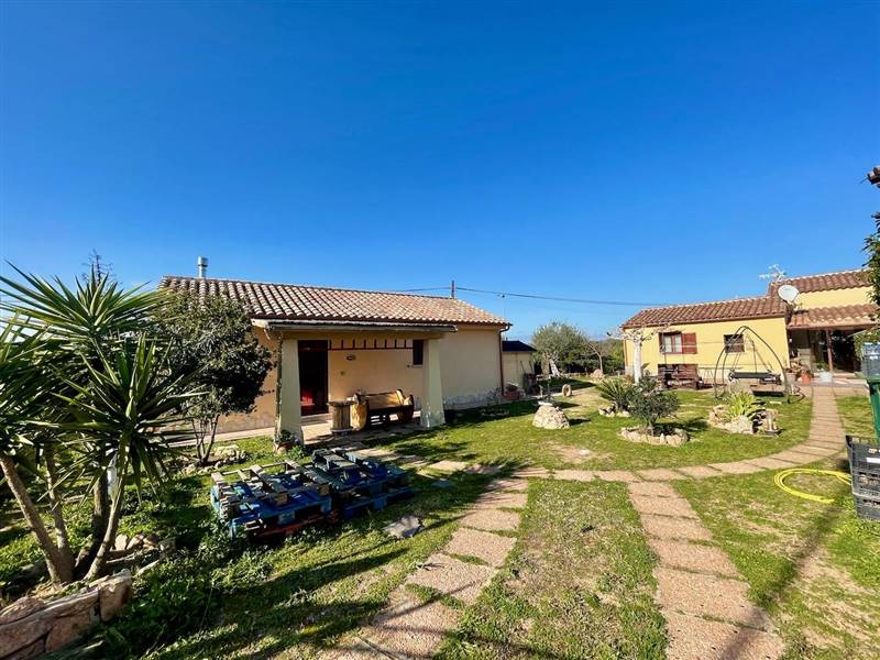 casa indipendente in vendita a Loiri Porto San Paolo