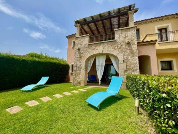 appartamento in vendita a Loiri Porto San Paolo