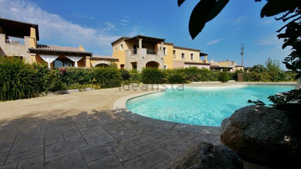appartamento in vendita a Loiri Porto San Paolo