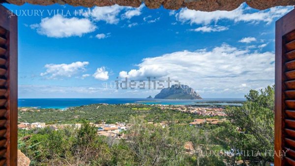 casa indipendente in vendita a Loiri Porto San Paolo