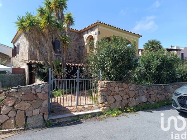 casa indipendente in vendita a Loiri Porto San Paolo