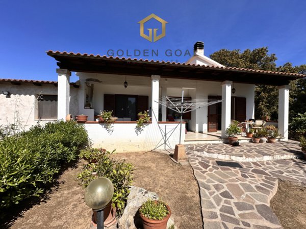 casa indipendente in vendita a Loiri Porto San Paolo