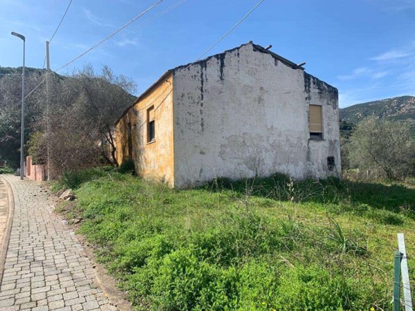 casa indipendente in vendita a Loiri Porto San Paolo