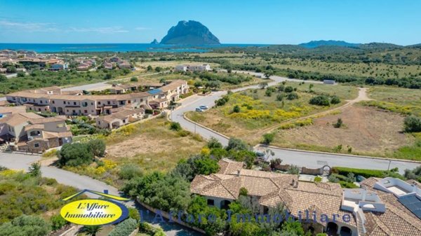 casa indipendente in vendita a Loiri Porto San Paolo