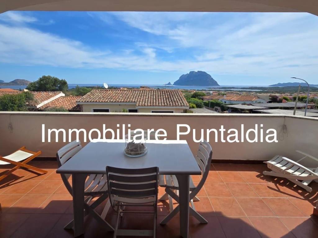 appartamento in vendita a Loiri Porto San Paolo