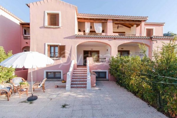 appartamento in vendita a Loiri Porto San Paolo in zona Vaccileddi.