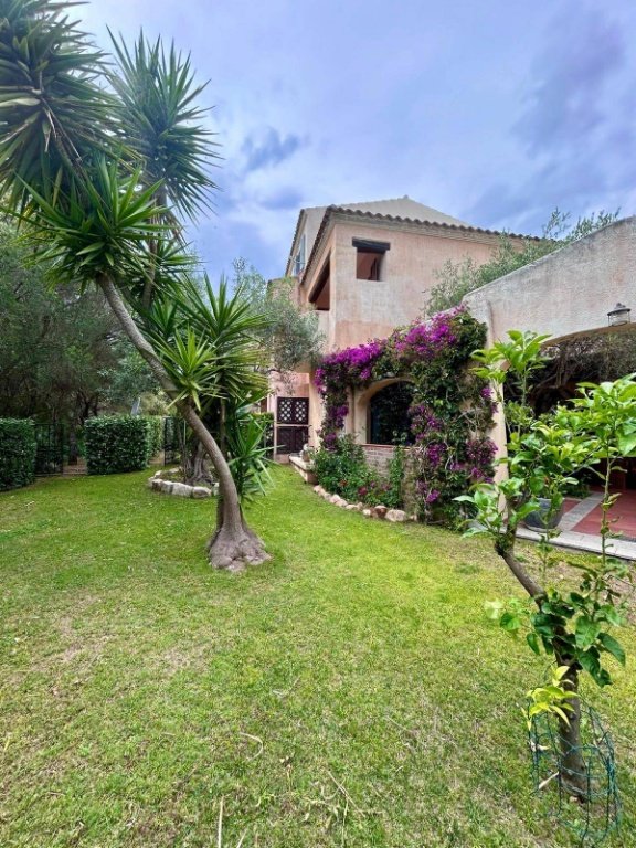 casa indipendente in vendita a Loiri Porto San Paolo