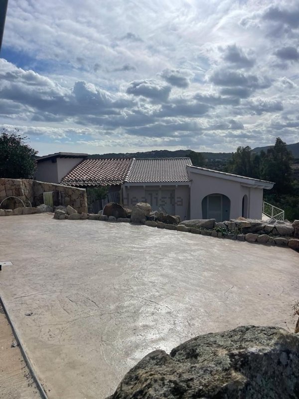 casa indipendente in vendita a Loiri Porto San Paolo
