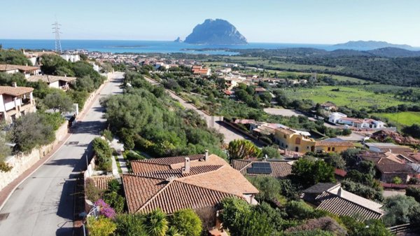 casa indipendente in vendita a Loiri Porto San Paolo