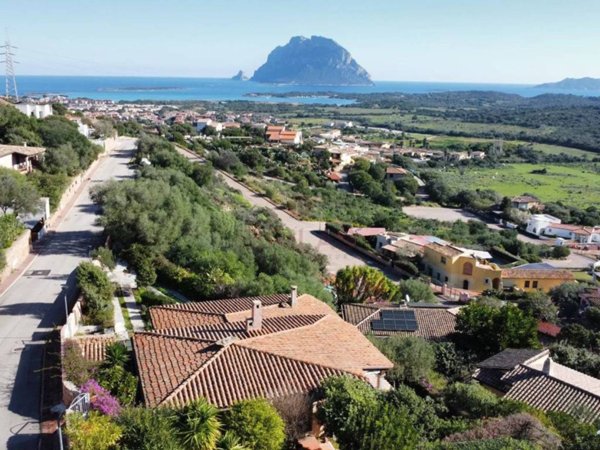 casa indipendente in vendita a Loiri Porto San Paolo