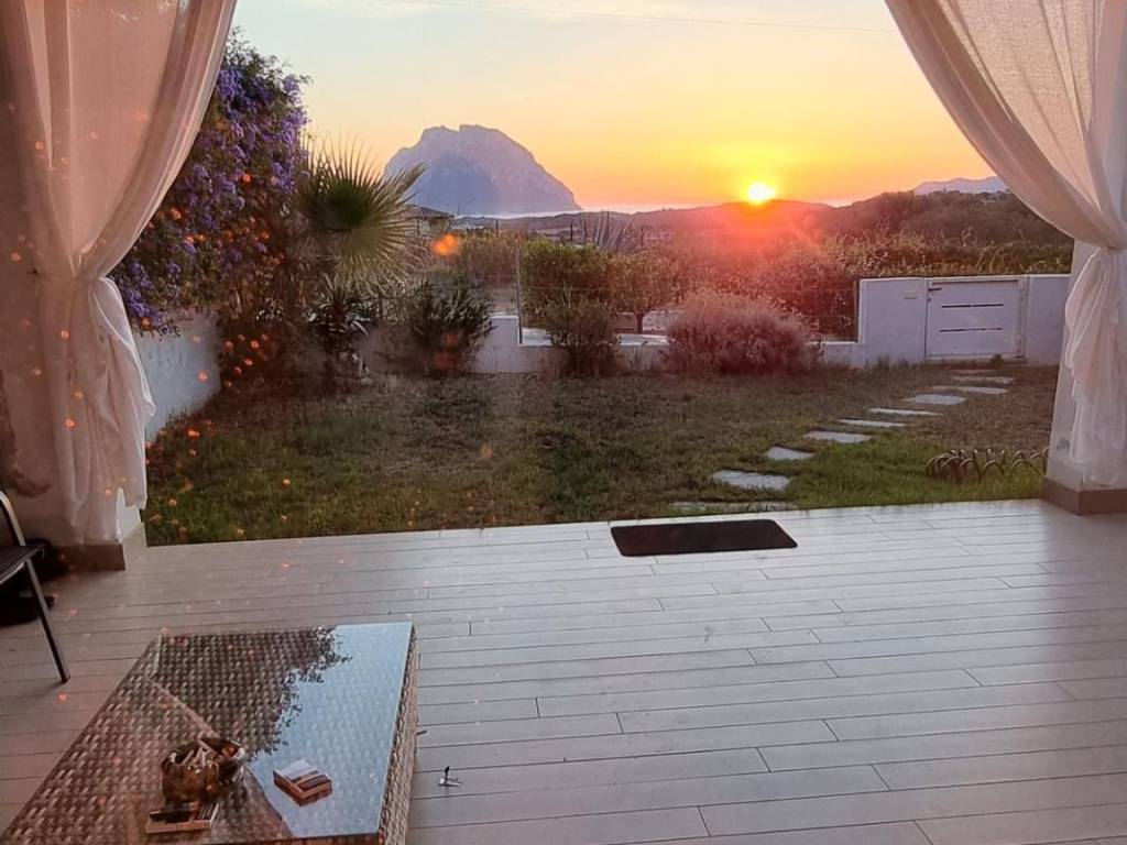 casa indipendente in vendita a Loiri Porto San Paolo