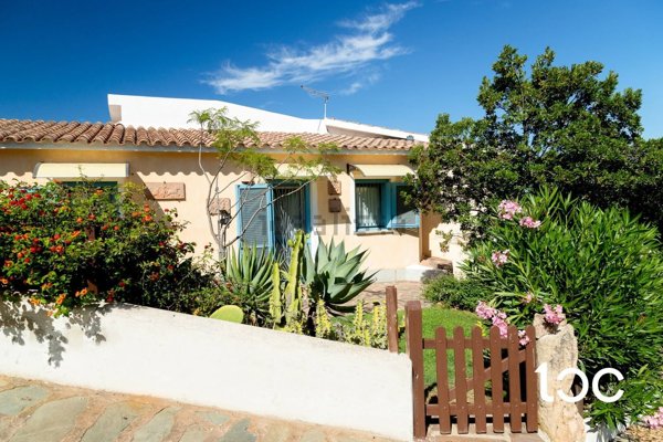 casa indipendente in vendita a Loiri Porto San Paolo