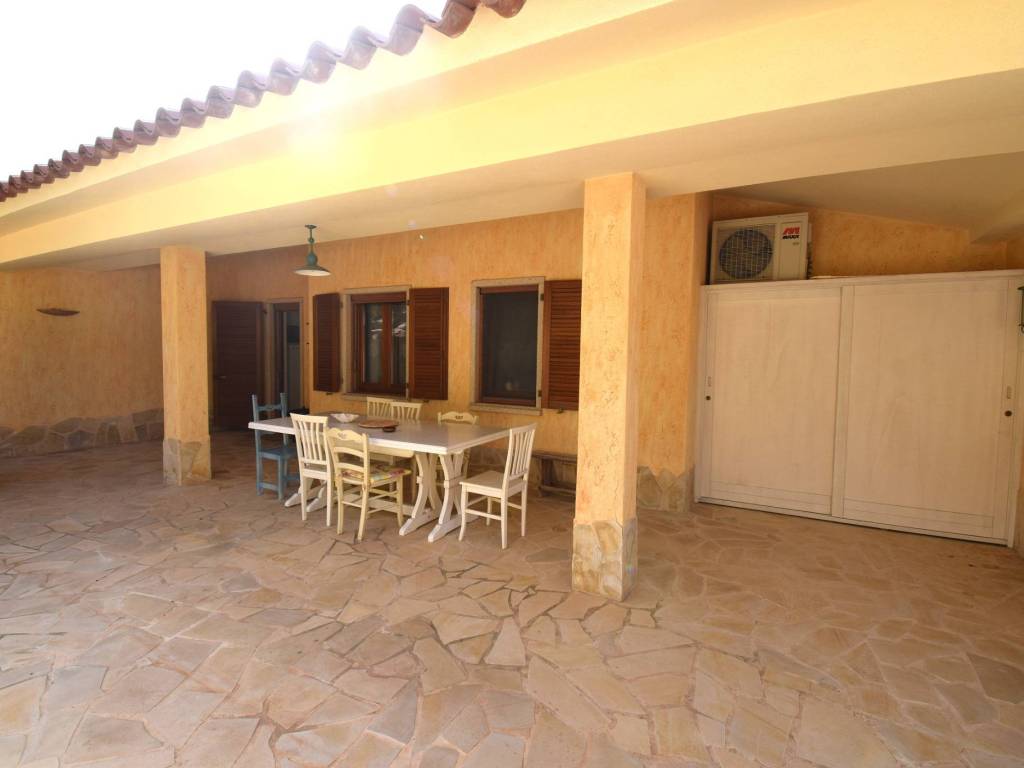 casa indipendente in vendita a Loiri Porto San Paolo
