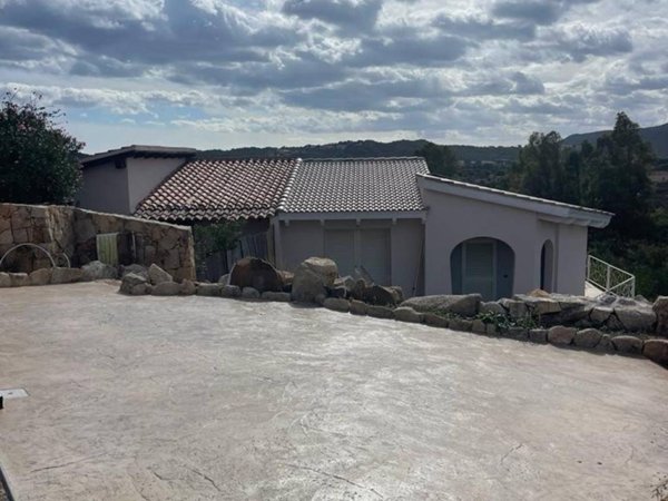 casa indipendente in vendita a Loiri Porto San Paolo