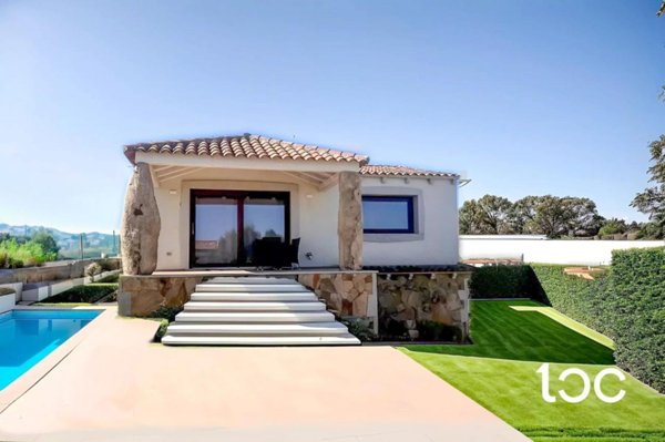 casa indipendente in vendita a Loiri Porto San Paolo