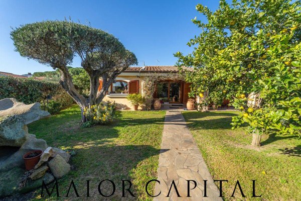 casa indipendente in vendita a Loiri Porto San Paolo