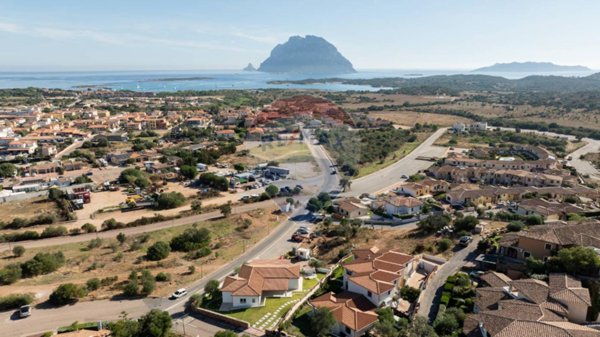 casa indipendente in vendita a Loiri Porto San Paolo
