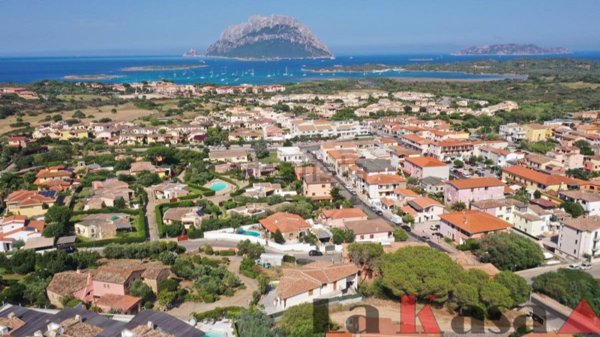 casa indipendente in vendita a Loiri Porto San Paolo