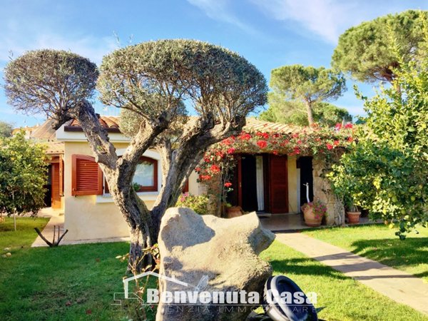 casa indipendente in vendita a Loiri Porto San Paolo