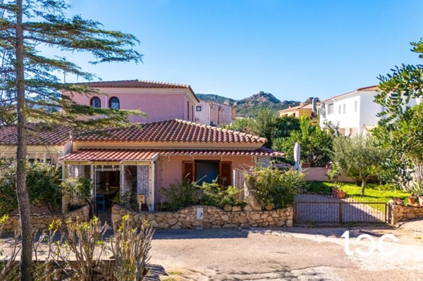 casa indipendente in vendita a Loiri Porto San Paolo