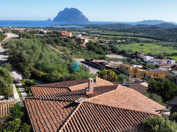 casa indipendente in vendita a Loiri Porto San Paolo