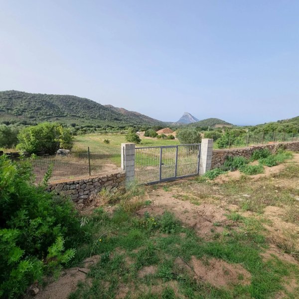 terreno edificabile in vendita a Loiri Porto San Paolo in zona Santa Giusta