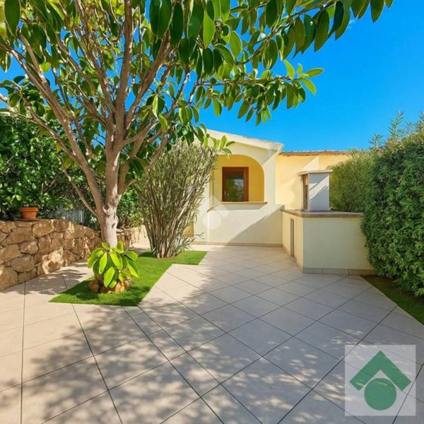 casa indipendente in vendita a Loiri Porto San Paolo