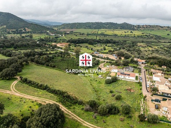 terreno edificabile in vendita a Loiri Porto San Paolo
