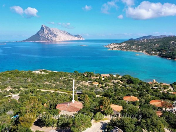 casa indipendente in vendita a Loiri Porto San Paolo
