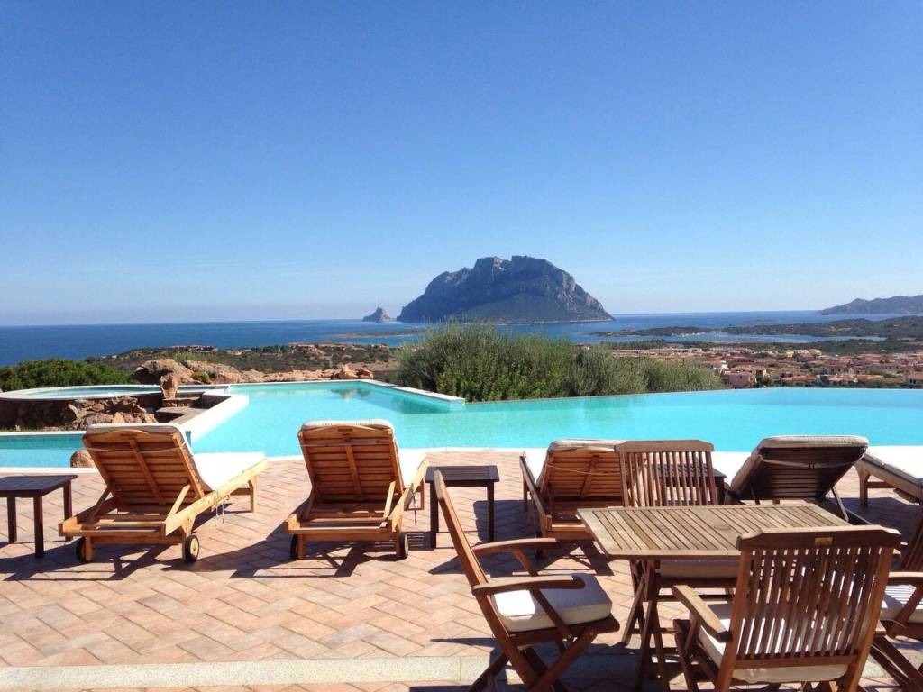 casa indipendente in vendita a Loiri Porto San Paolo