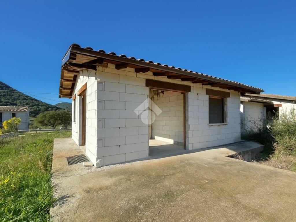 casa indipendente in vendita a Loiri Porto San Paolo in zona Trudda