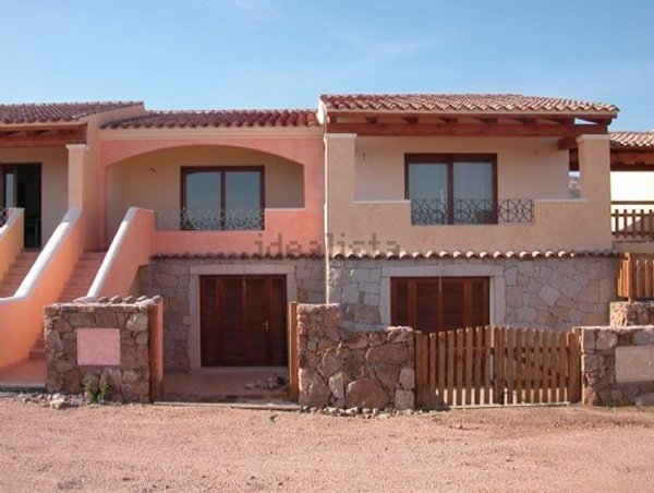 casa indipendente in vendita a Loiri Porto San Paolo