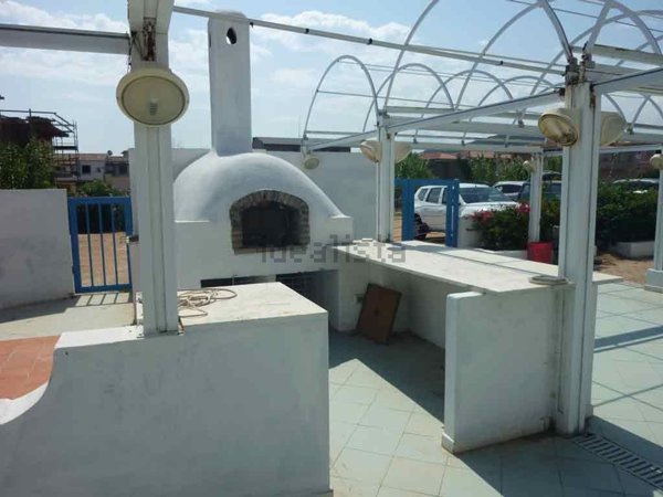 negozio in vendita a Loiri Porto San Paolo