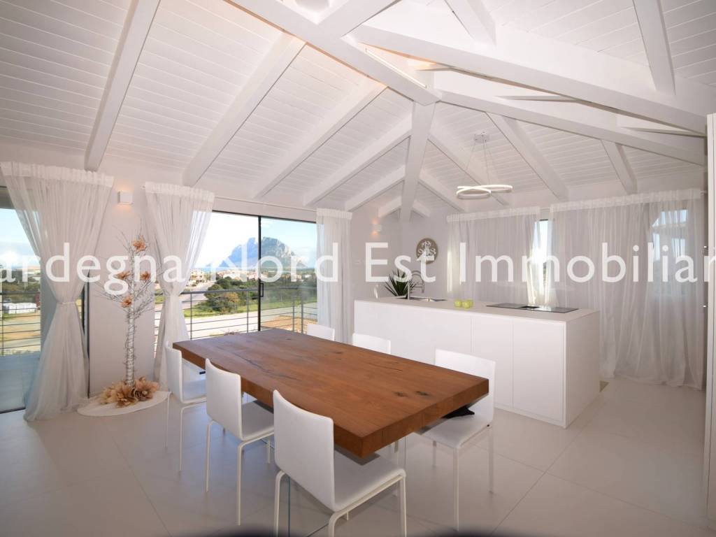casa indipendente in vendita a Loiri Porto San Paolo in zona Vaccileddi.