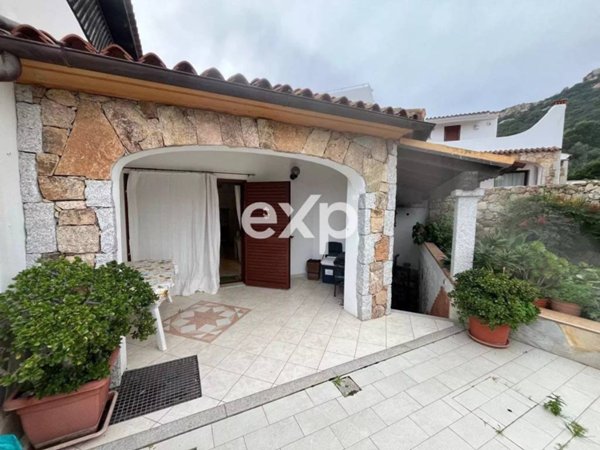 casa indipendente in vendita a Loiri Porto San Paolo in zona Vaccileddi.
