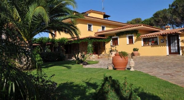 casa indipendente in vendita a Loiri Porto San Paolo
