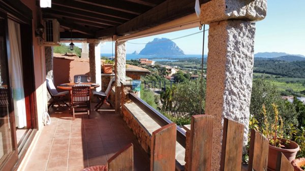 casa indipendente in vendita a Loiri Porto San Paolo