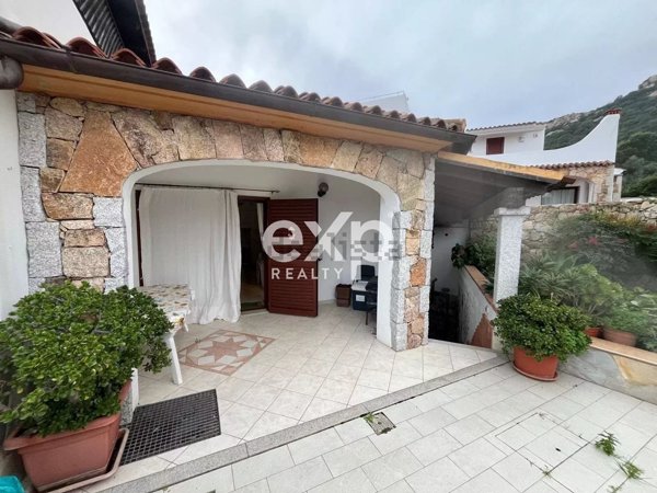 casa indipendente in vendita a Loiri Porto San Paolo in zona Vaccileddi.