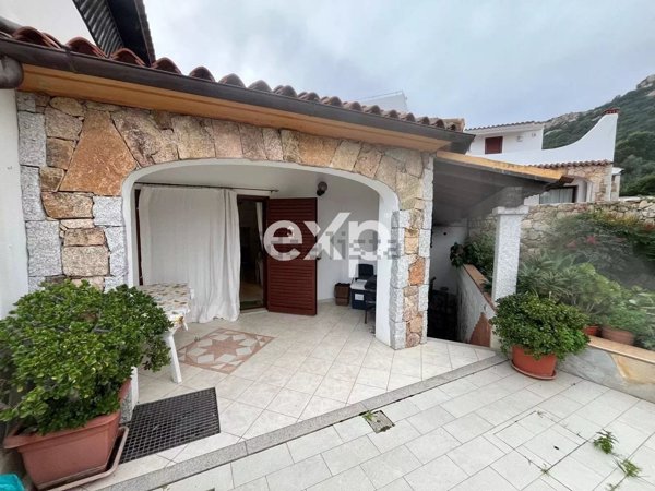 casa indipendente in vendita a Loiri Porto San Paolo in zona Vaccileddi.