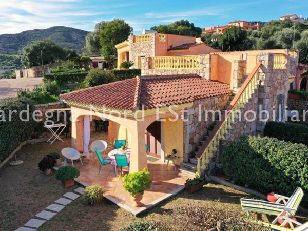 casa indipendente in vendita a Loiri Porto San Paolo