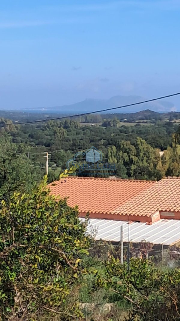 casa indipendente in vendita a Loiri Porto San Paolo