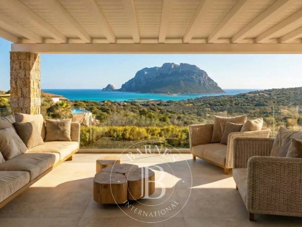 appartamento in vendita a Loiri Porto San Paolo in zona Santa Giusta
