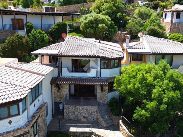 casa indipendente in vendita a Loiri Porto San Paolo