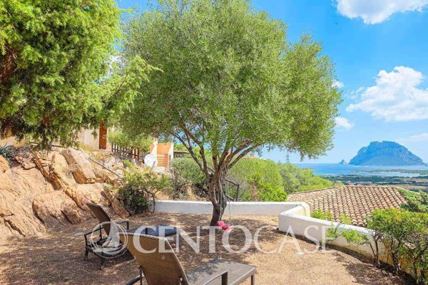 casa indipendente in vendita a Loiri Porto San Paolo in zona Vaccileddi.