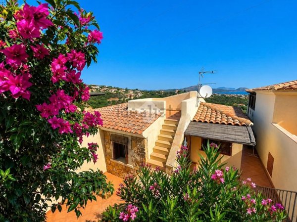 appartamento in vendita a Loiri Porto San Paolo in zona Vaccileddi.