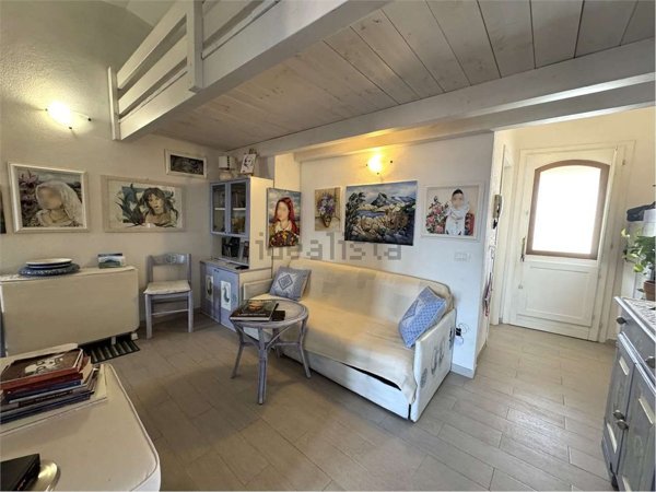 appartamento in vendita a Loiri Porto San Paolo in zona Vaccileddi.